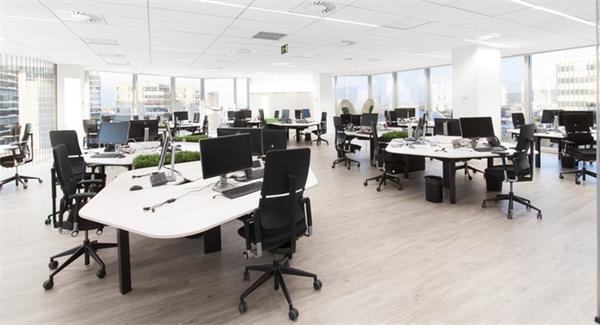 5bbc5bd4bba2a.jpg 2522164304e43980040784.jpg